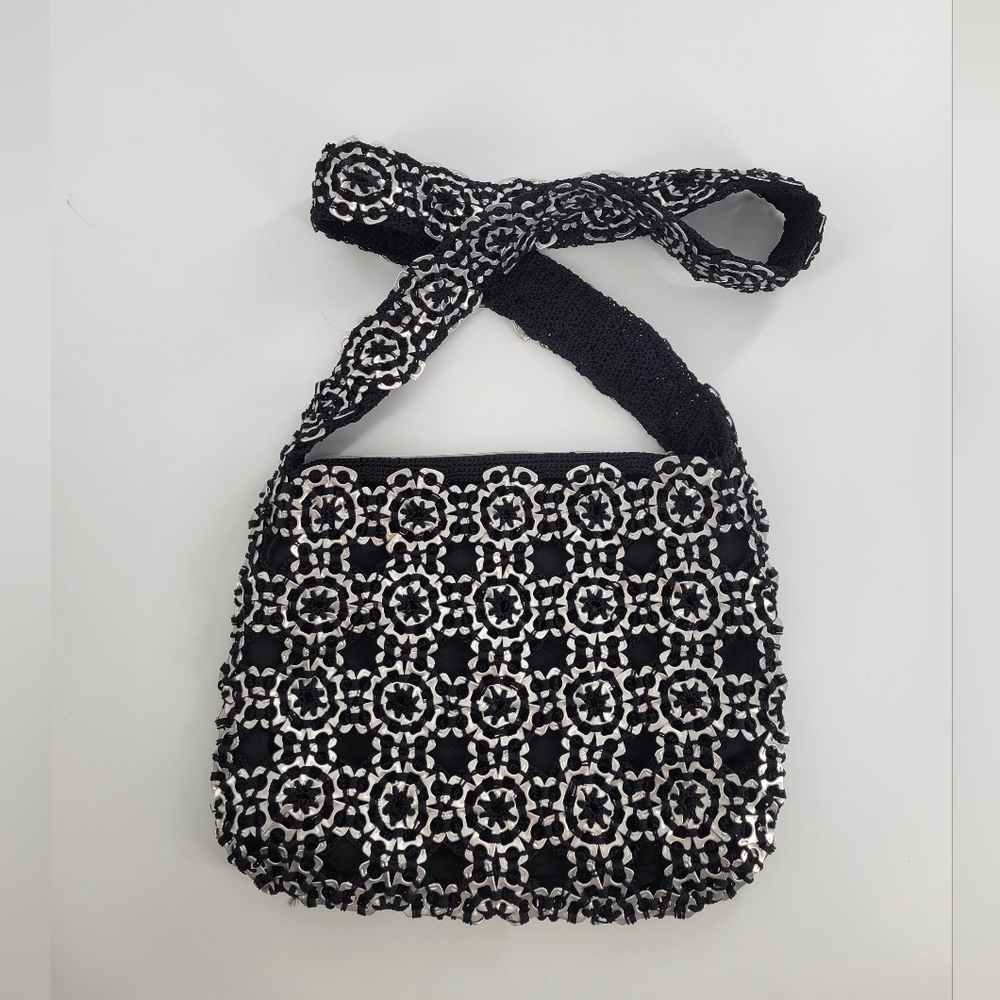 Tote bag made from pull tabs croched black silver